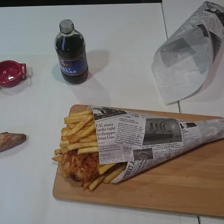 Au Georges Vii Hotel Bayeux