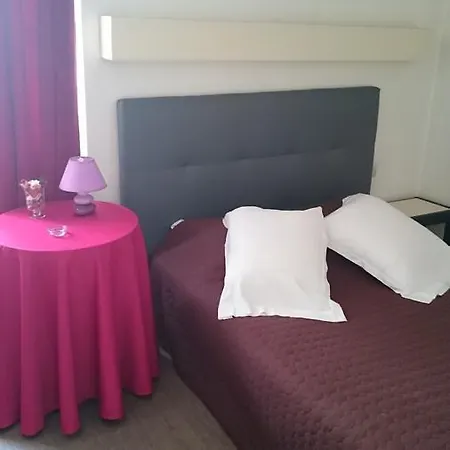 Au Georges Vii * Bayeux