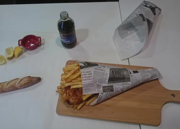 Au Georges Vii Hotel Bayeux