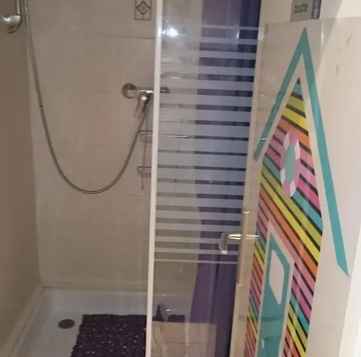 Au Georges Vii * Bayeux